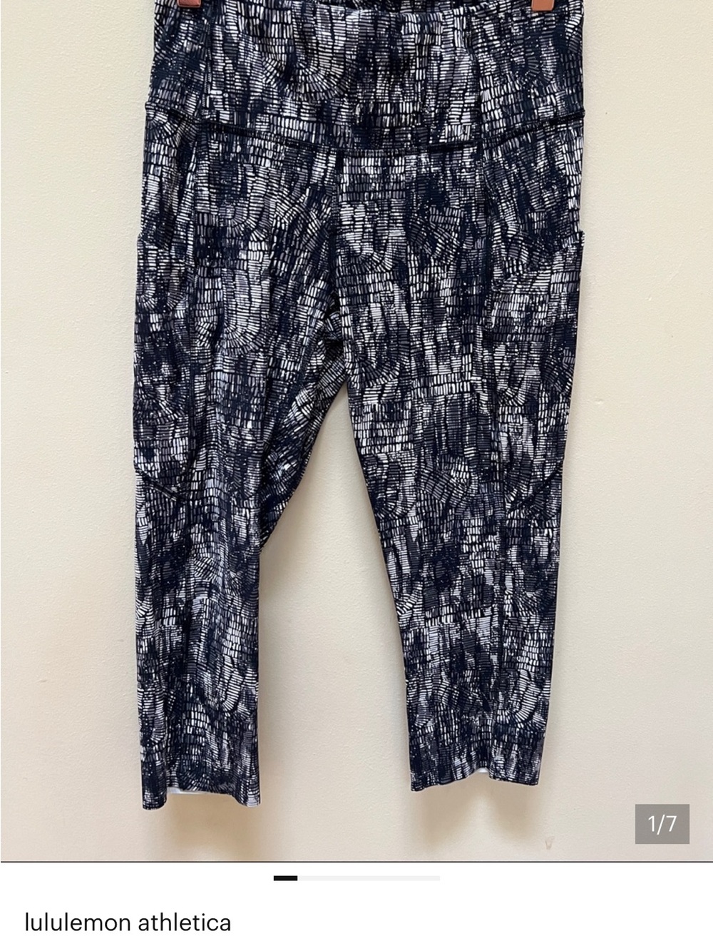 Lululemon Reseller’s Bundle 6 plus 4 bonus items: 10 TOTAL, Glyder, Athleta, EUC - Picture 10 of 15